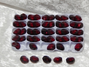 Octagons 14mm 1 Hole - Garnet