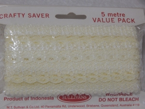 Flower Edge Eyelet Lace Pack of 5m Cream