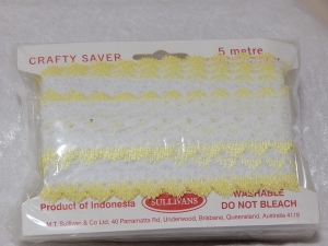 Feather Edge Eyelet Lace Pack of 5m White/Lemon